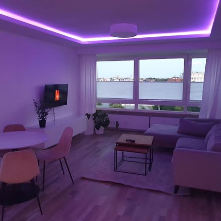 Moebeliertes Wohnen Auf Zeit Am Yachthafen Apartment เบรเมอร์ฮาเฟิน ภายนอก รูปภาพ