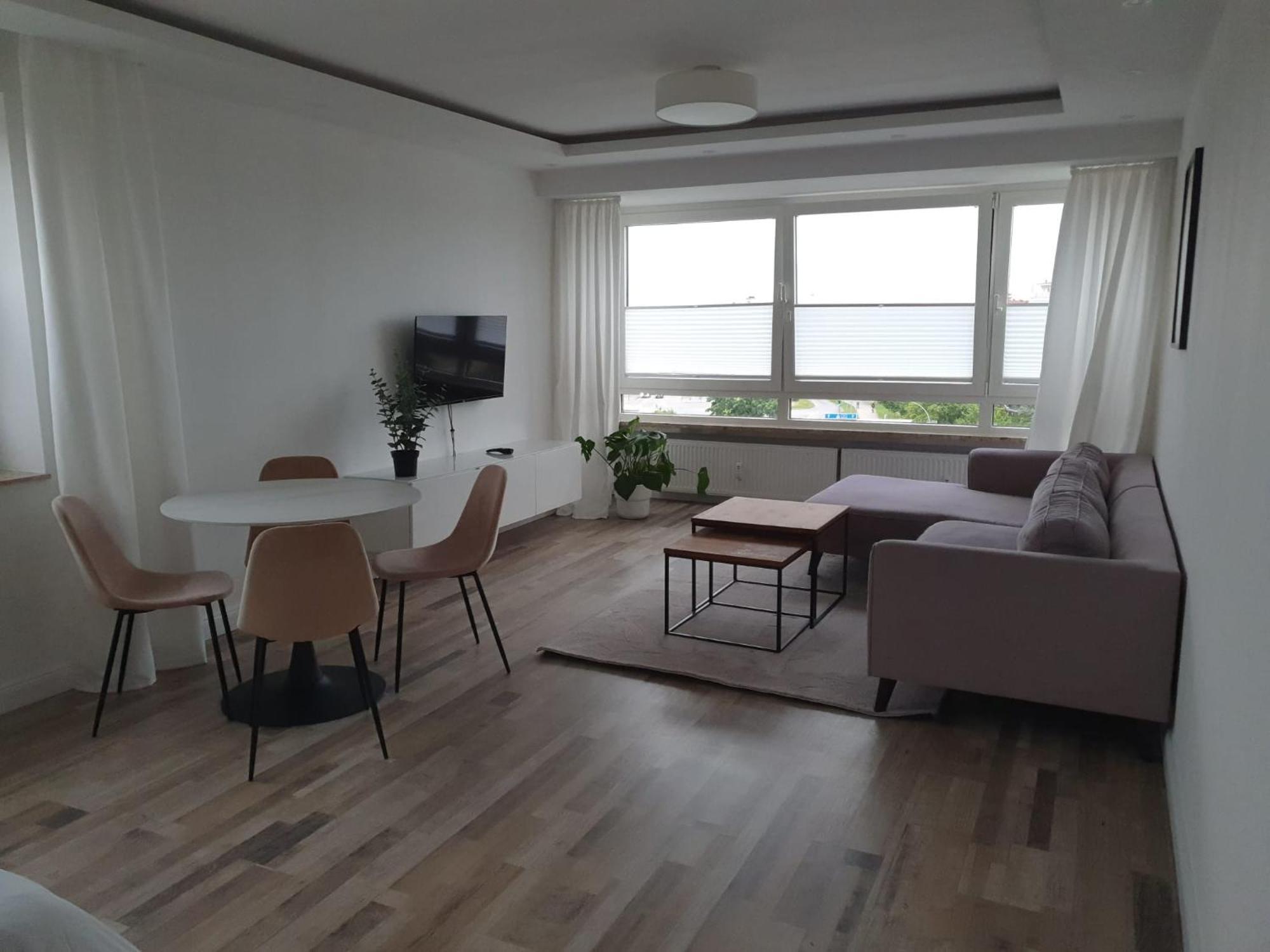 Moebeliertes Wohnen Auf Zeit Am Yachthafen Apartment เบรเมอร์ฮาเฟิน ภายนอก รูปภาพ
