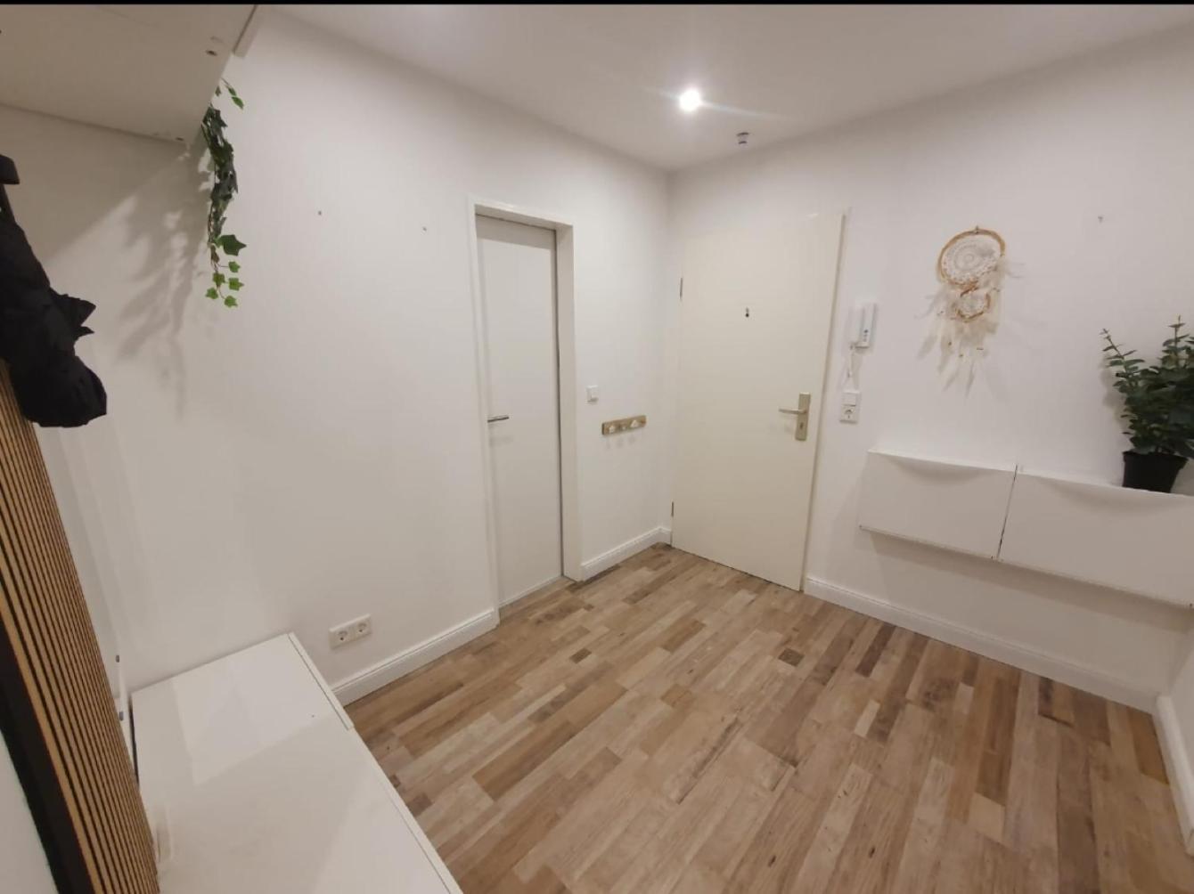 Moebeliertes Wohnen Auf Zeit Am Yachthafen Apartment เบรเมอร์ฮาเฟิน ภายนอก รูปภาพ